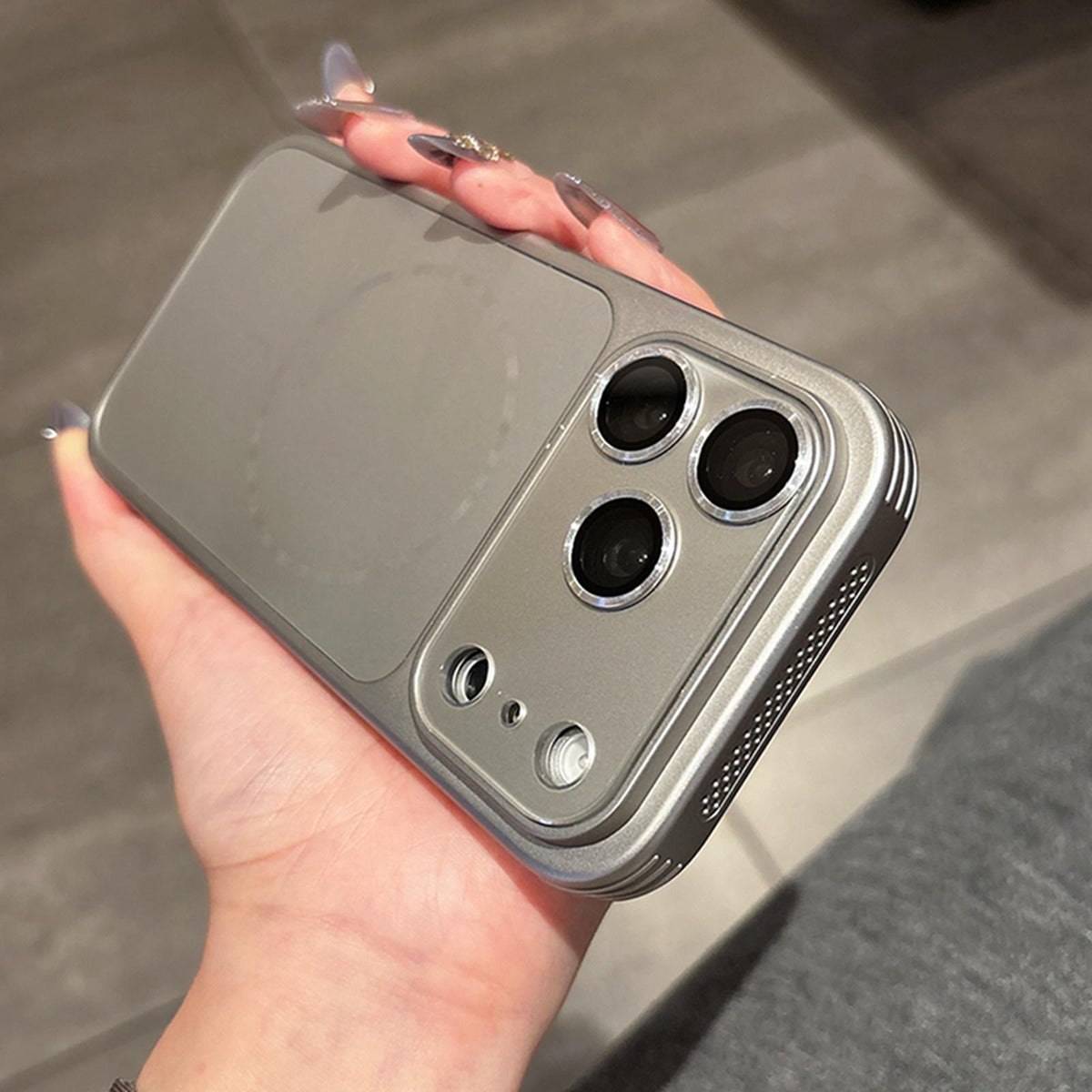 For iPhone 17 Pro Max Cooling Magnetic PC Hybrid TPU Frosted Phone Case - Silver - EDA009838001E