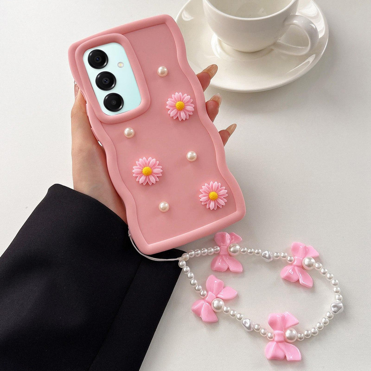 For Galaxy A17 5G / 4G Macaron Color Little Daisy and Pearl Phone Case with Bracelet Chain - Pink - EDA010169302B
