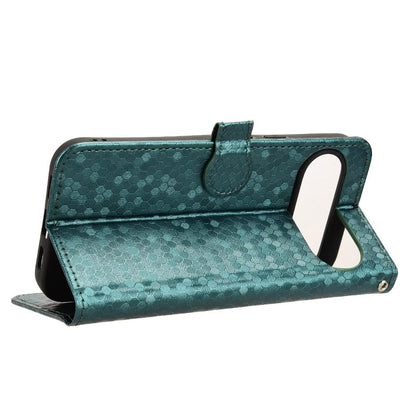 For Google Pixel 11 / 11 Pro Honeycomb Dot Texture Leather Phone Case - Green - EDA004738710D