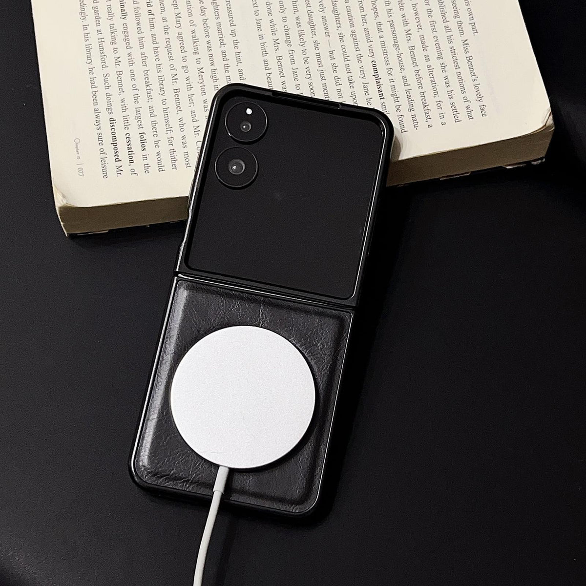 For Galaxy Z Flip8 5G Crazy Horse Texture Magnetic Magsafe PU Phone Case - Green - EDA004981605D
