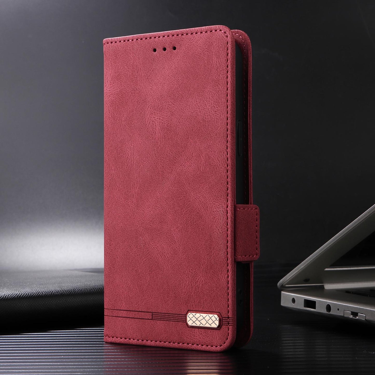 For Motorola Moto G37 / G47 / G37 Power Magnetic Clasp Leather Phone Case(Red)