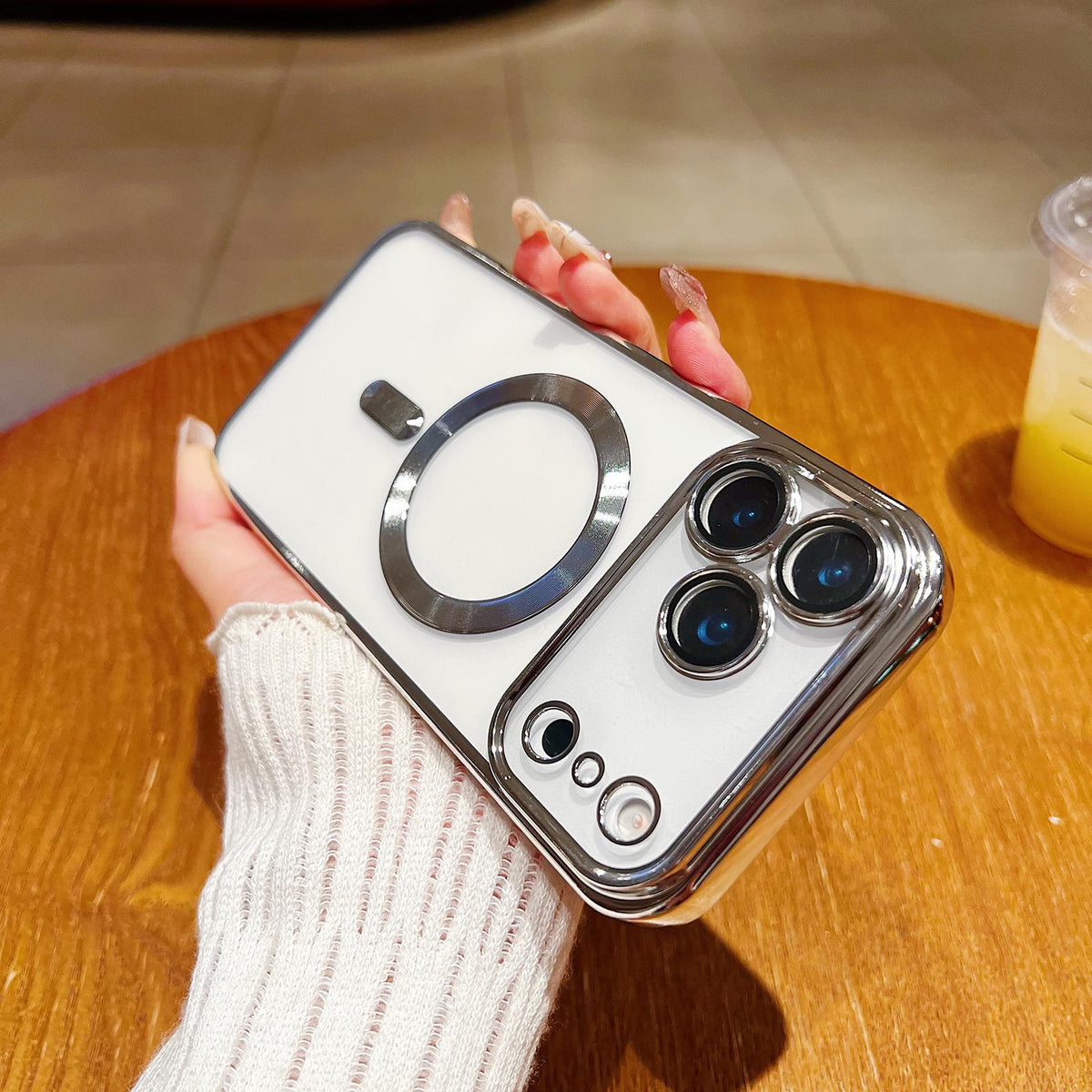 For iPhone 18 Pro Electroplating MagSafe Phone Case - Silver - EDA006968628A