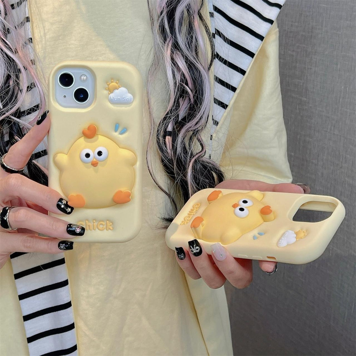 For iPhone 15 Pro Max Pressable Chick Silicone Phone Case - White - EDA008329104B
