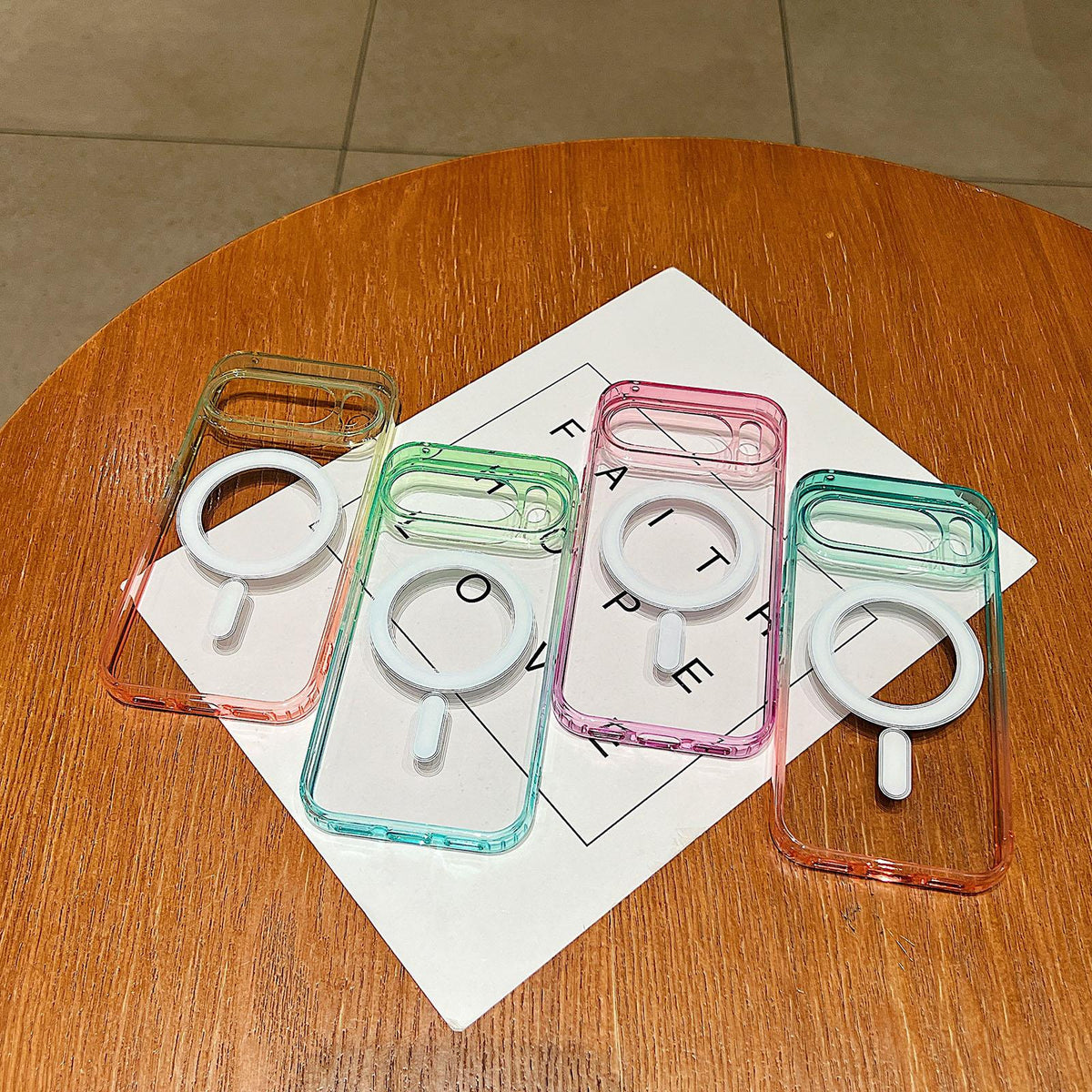 For Google Pixel 11 Contrast Color Gradient Transparent MagSafe Phone Case - Fluorescent Green + Light Pink - EDA008837003A