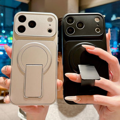For iPhone 18 Pro Max Instantly Transforms Into 17 Pro Invisible Holder Magnetic Phone Case - Silver - EDA009210326A