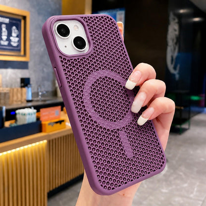 For iPhone 15 Skin Feel Honeycomb Cooling Magnetic Phone Case - Light Purple - EDA009720813G