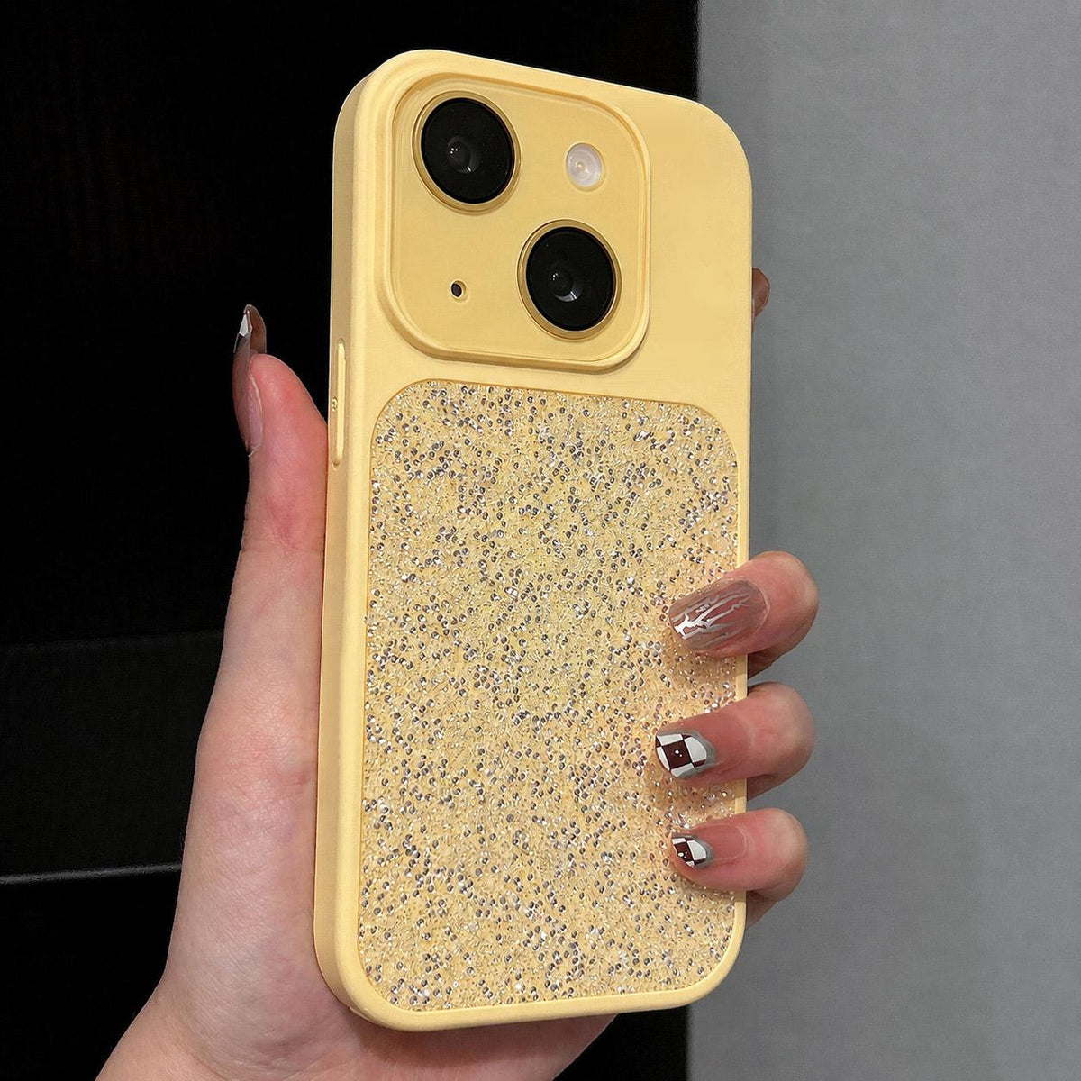For iPhone 13 Large Window Full Coverage Diamond Pattern Phone Case - Yellow - EDA009747219C