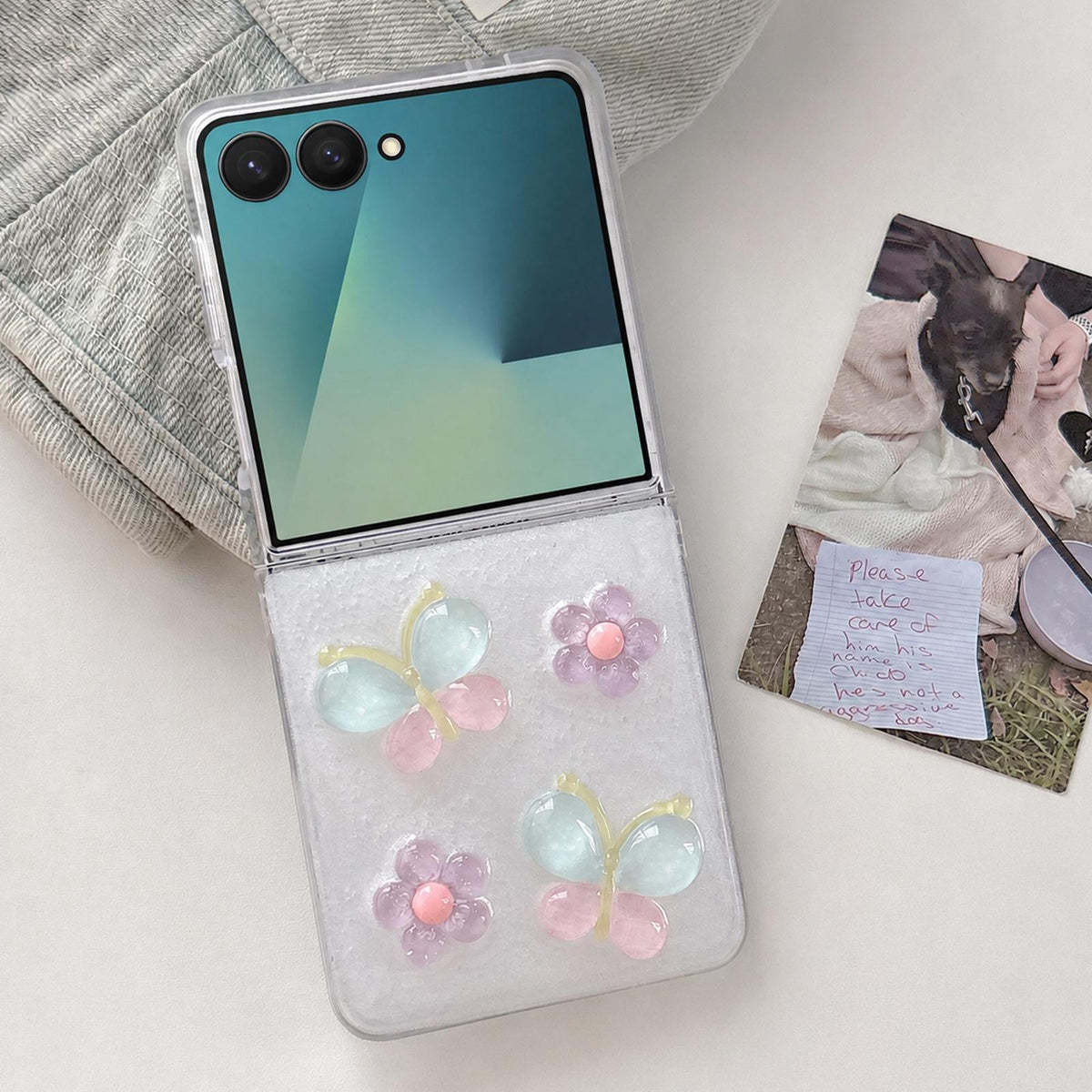 For Galaxy Z Flip7 Glazed Flowers Butterflies Epoxy Resin PC Phone Case - White - EDA009773701A