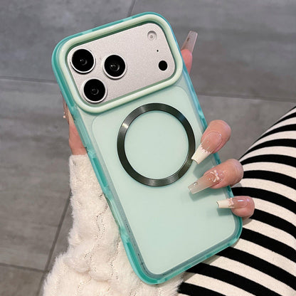 For iPhone 17 Pro Dual-Color Translucent Matte Magnetic Phone Case - Green - EDA009949802E