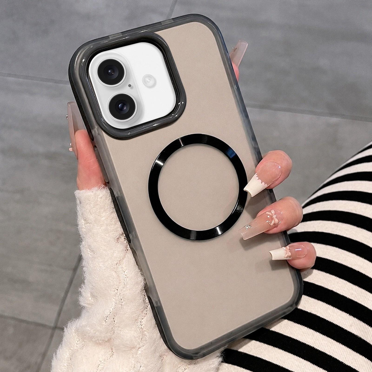 For iPhone 17 Dual-Color Translucent Matte Magnetic Phone Case - Black - EDA009949803F