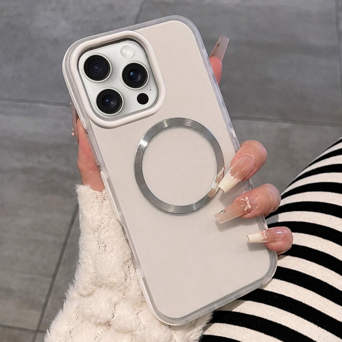 For iPhone 15 Pro Max Dual-Color Translucent Matte Magnetic Phone Case - White - EDA009949807C