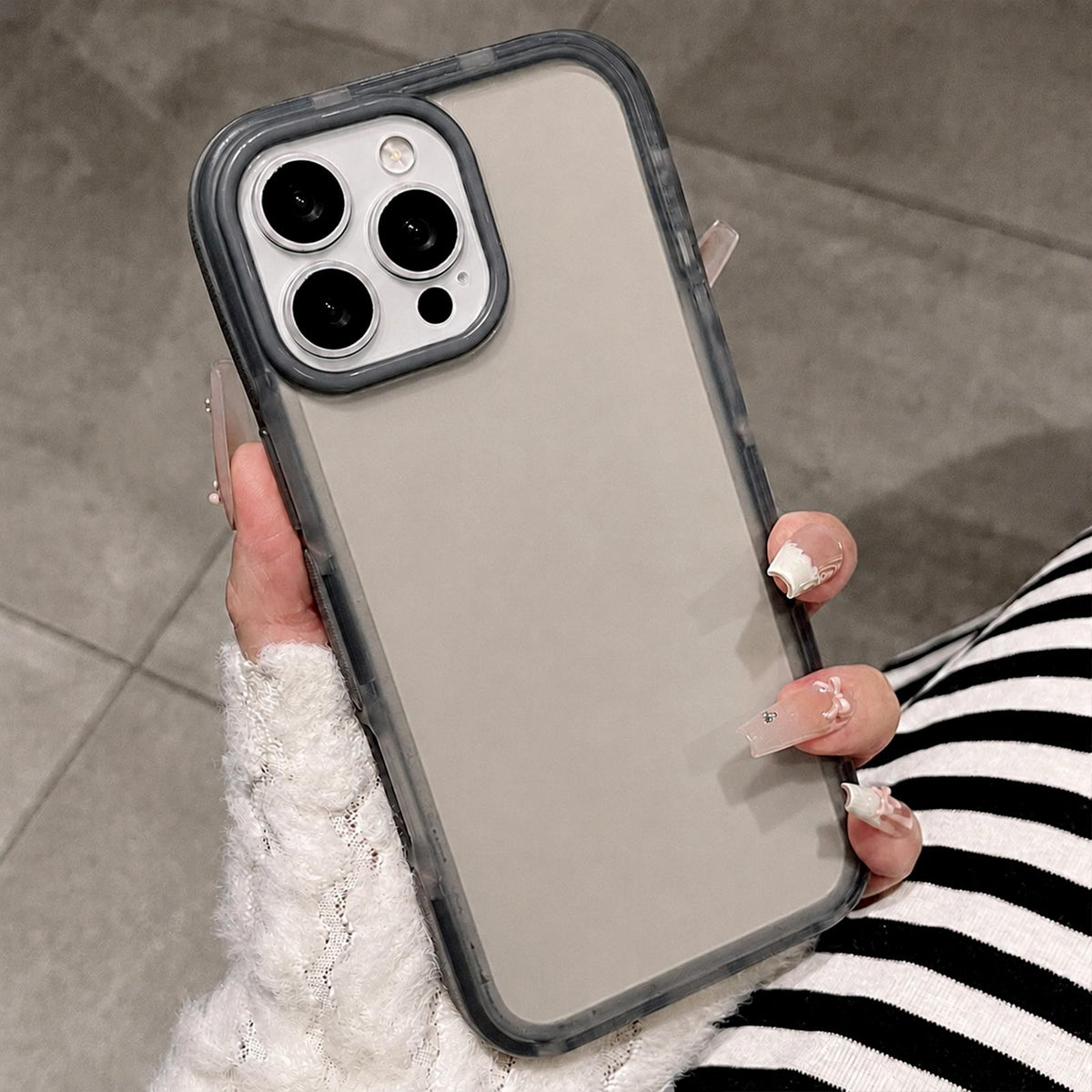 For iPhone 15 Pro Max Dual-Color Translucent Matte Phone Case - Black - EDA009950007F