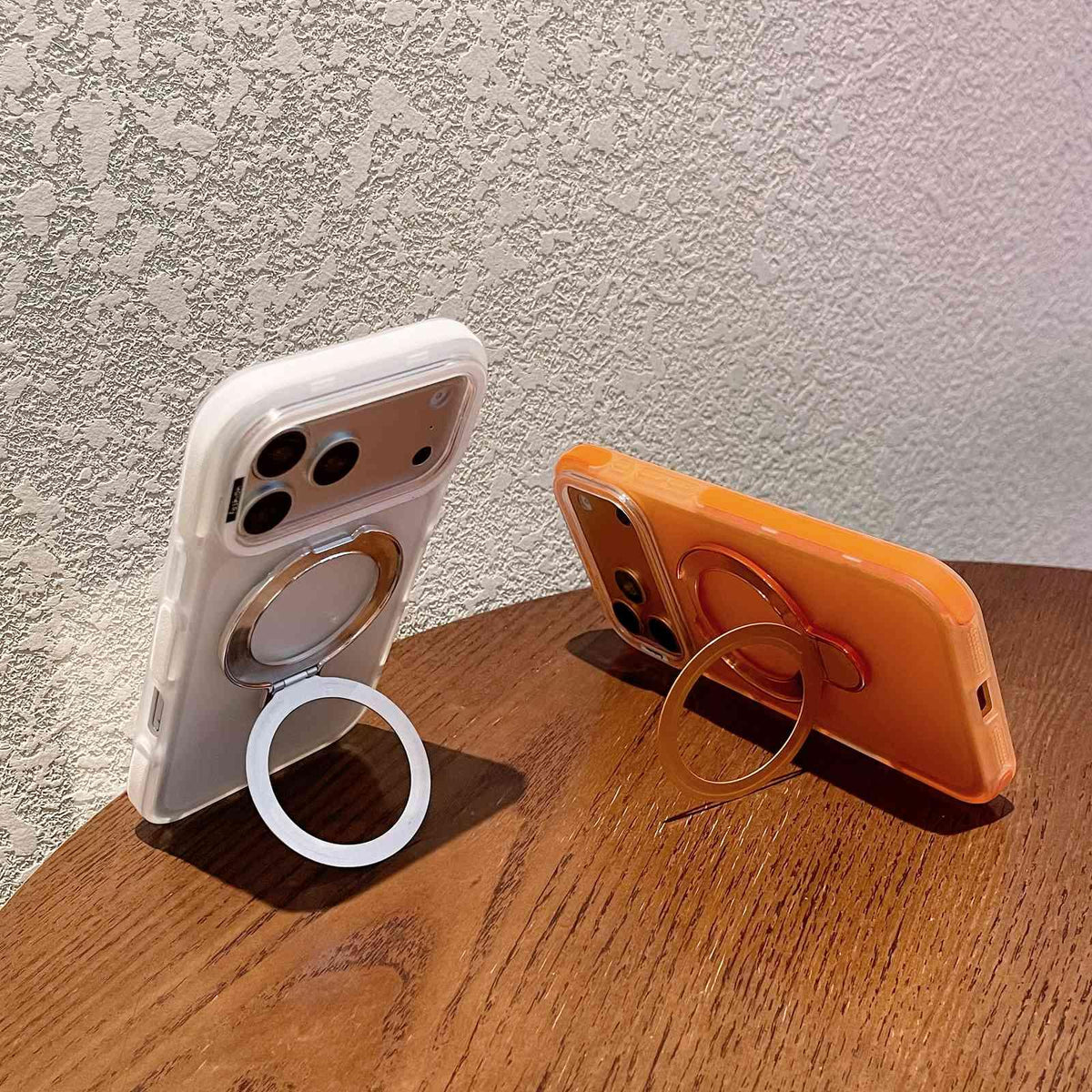 For iPhone 17 Pro Max Dual-Color Translucent Matte Phone Case with Holder - Green - EDA009950101E