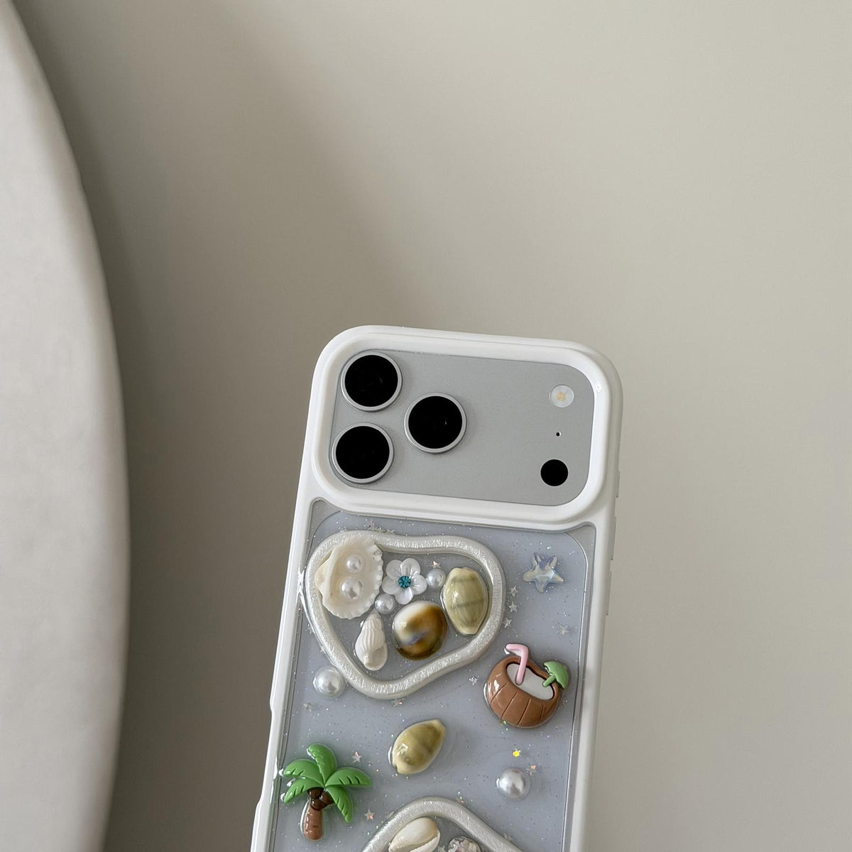 For iPhone 16 Pro Coconut Palm Epoxy Resin Acrylic Phone Case - Default - EDA009954806