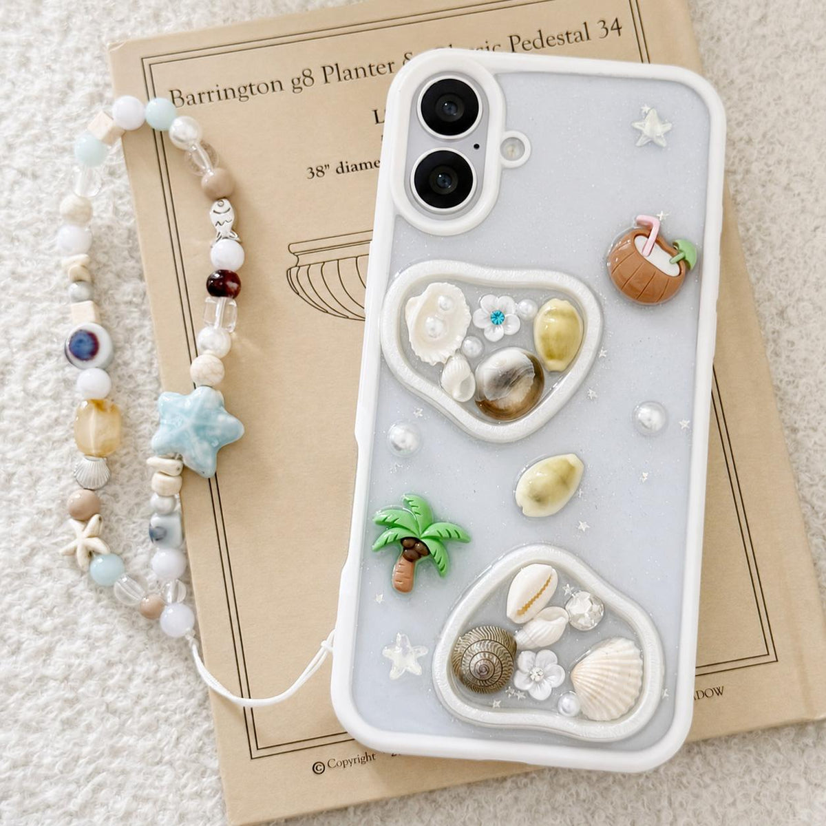 For iPhone 16 Plus Coconut Palm Epoxy Resin Acrylic Phone Case with Chain - Default - EDA009954907