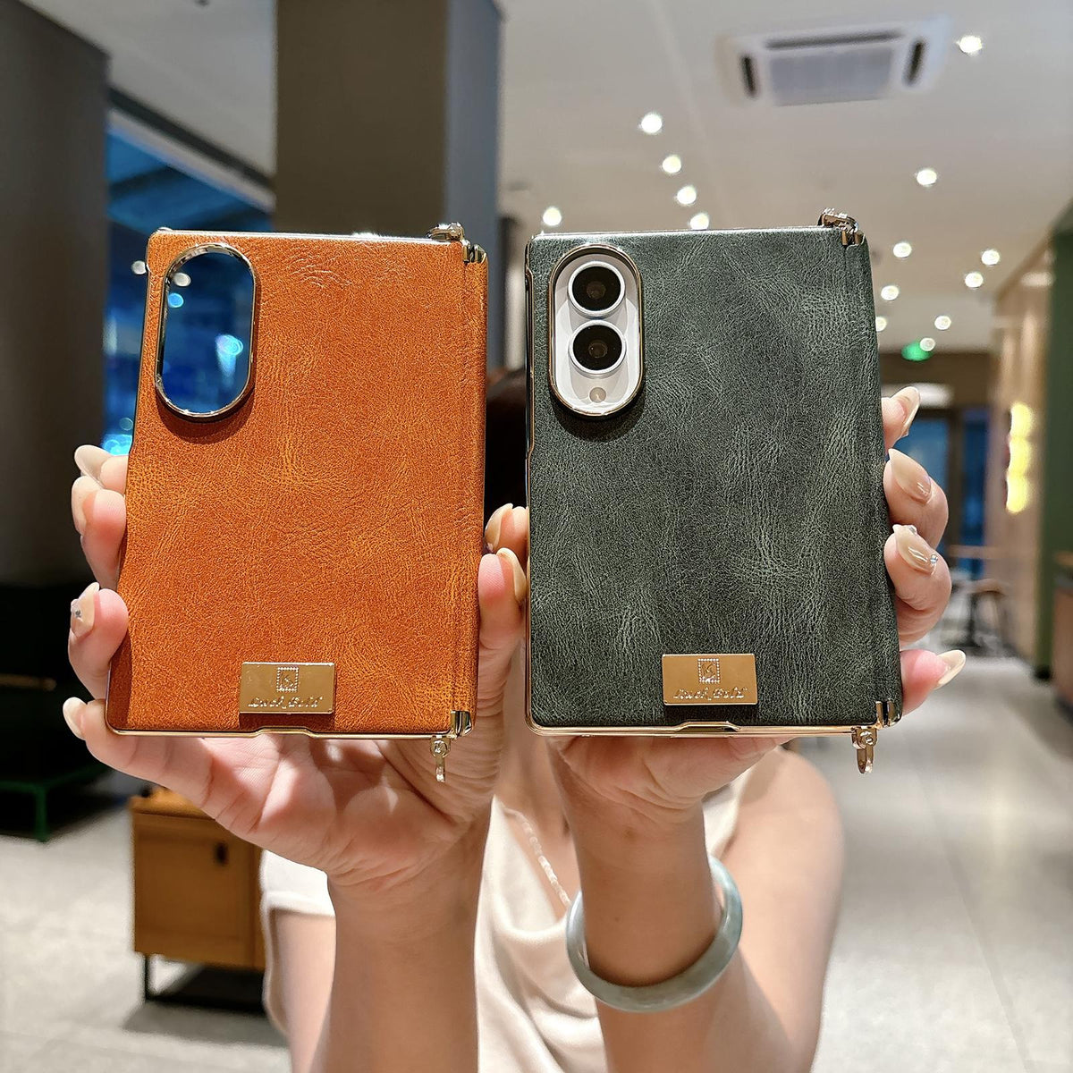 For Galaxy Z Fold8 5G Electroplated Side Buckle Axis Magnetic Crazy Horse Pattern Nameplate Phone Case - Light Brown - EDA009969501D