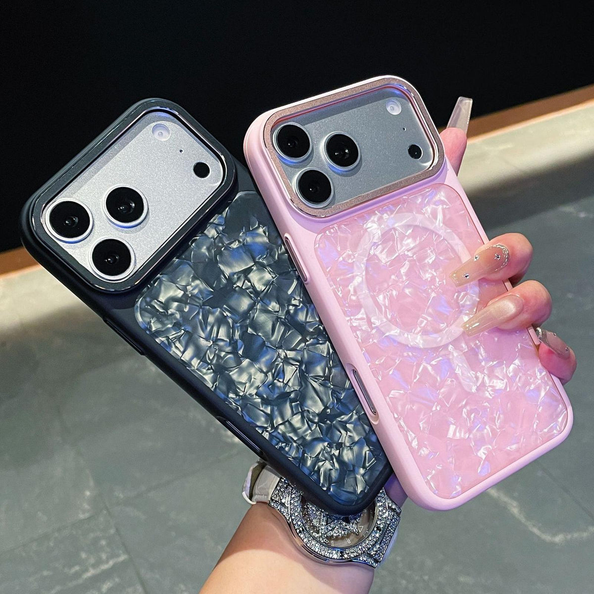 For iPhone 14 Iridescent Solid Color Shell Patterned Magnetic Phone Case - Blue - EDA009987112B