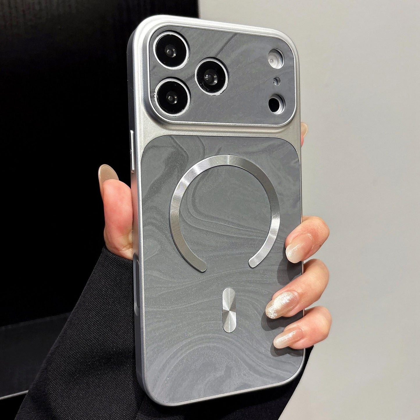 For iPhone 17 Pro Water Ripple PC Magnetic Vegan Leather Phone Case(Silver)