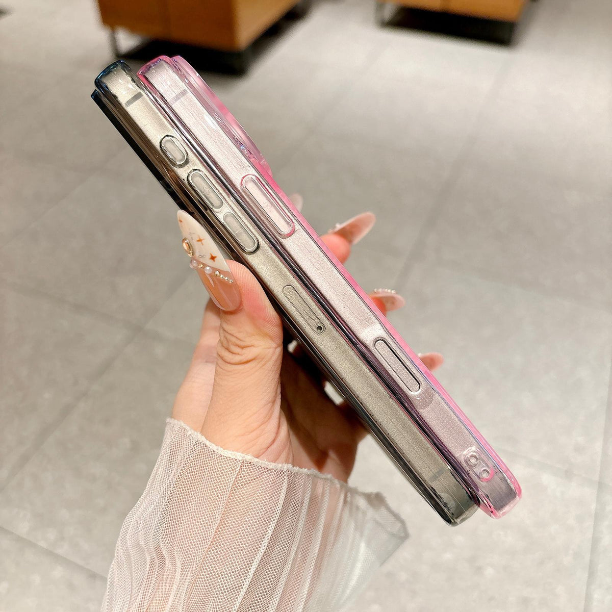 For iPhone 17 Pro Large Window Mesh Breathable Cooling TPU Phone Case - Grey - EDA010058308A