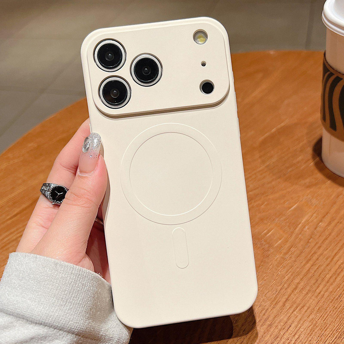 For iPhone 18 Pro Solid Color Liquid Silicone MagSafe Magnetic Phone Case - Antique White - EDA010075302C