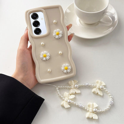 For Galaxy S25+ 5G Macaron Color Little Daisy and Pearl Phone Case with Bracelet Chain - White - EDA010166105E