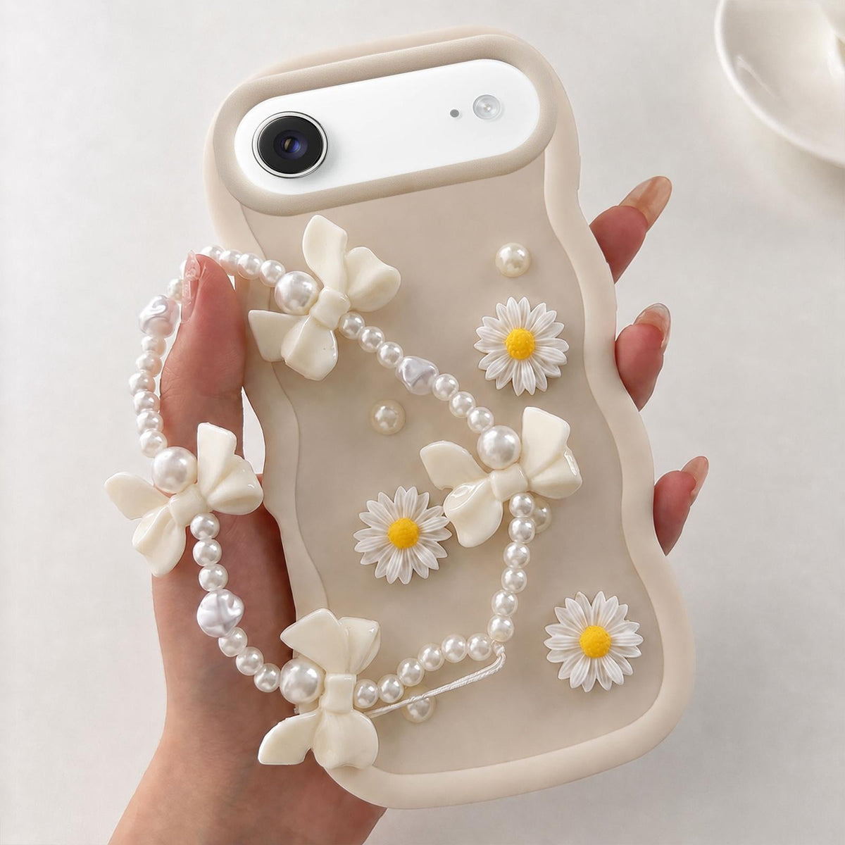 For iPhone Air Macaron Color Little Daisy and Pearl Phone Case with Bracelet Chain - White - EDA010167114E