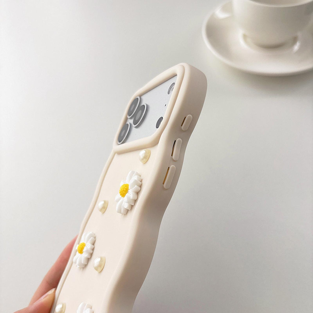 For iPhone 18 Macaron Color Little Daisy and Pearl Phone Case with Bracelet Chain - Pink - EDA010167104B