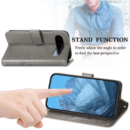 For Google Pixel 11 Pro XL Four-leaf Clasp Embossed Buckle Leather Phone Case(Grey)
